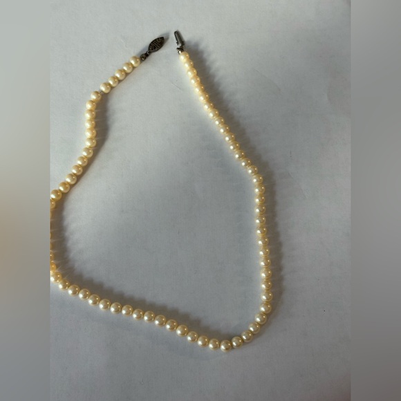 Vintage Sterling and  cultered Pearl Necklace - Picture 2 of 3